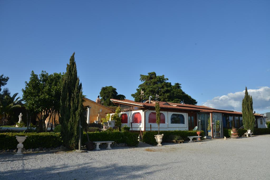 Agriturismo Borgo Dell'Aschetto Marina di Cerveteri Dış mekan fotoğraf